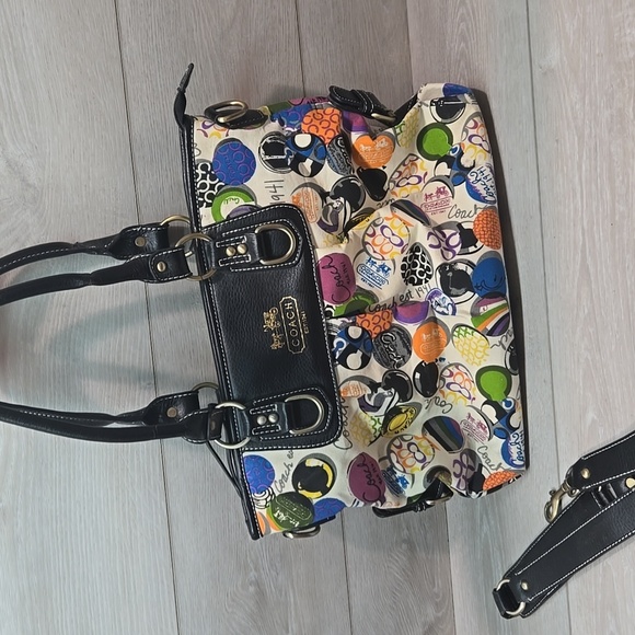 Coach Handbags - Vintage Coach CO6Q-1485 Multicolor Logo Y2K Women's Bag Tote Purse